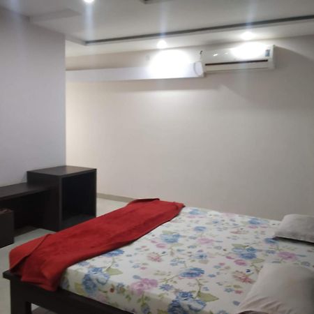 Hotel Indraprasth Balangir Bagian luar foto