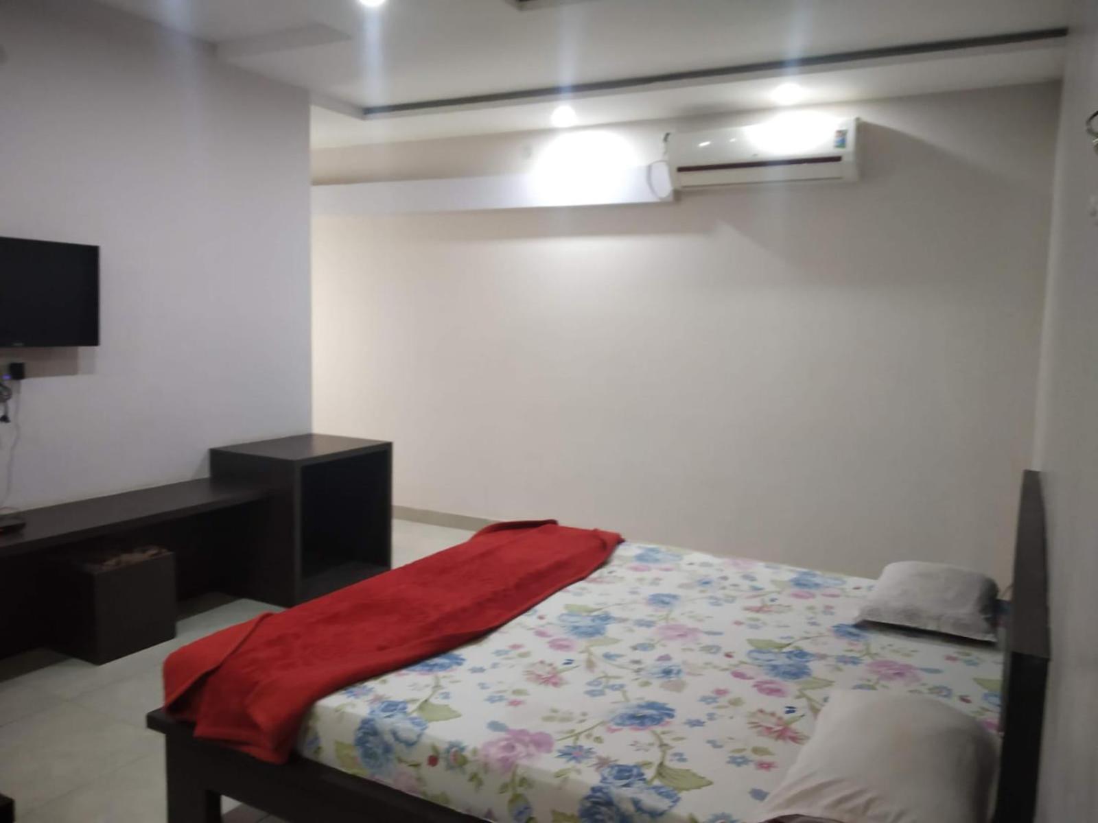 Hotel Indraprasth Balangir Bagian luar foto